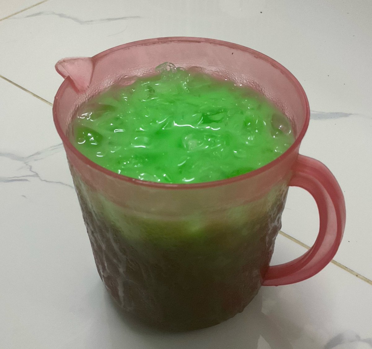 RekoYaiba's tweet photo. @_UtenaTenjou Itβs based off this green drink I madeβ¦ #imsogreen https://t.co/vKnzMFWrS6