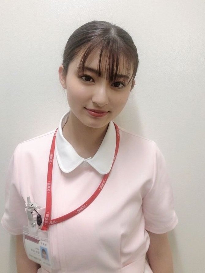 Wtku9awMuG87902's tweet photo. 森香澄と吉川愛、深夜にナースコールで来てくれたら嬉しいのはどっち？ https://t.co/p7mJKlH6vH
