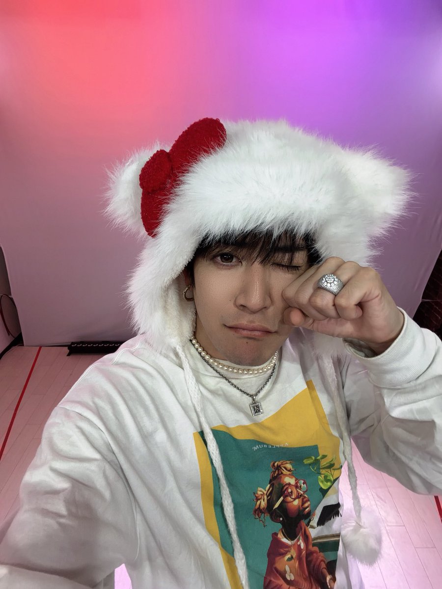 RED_DOG_17's tweet photo. 今日この後21:30〜TikTok配信します！
今日のグループ配信のありがとうも込めて皆んなとお話ししよう！！

https://t.co/3SoFPBI2Es https://t.co/vrFFPnUHmw