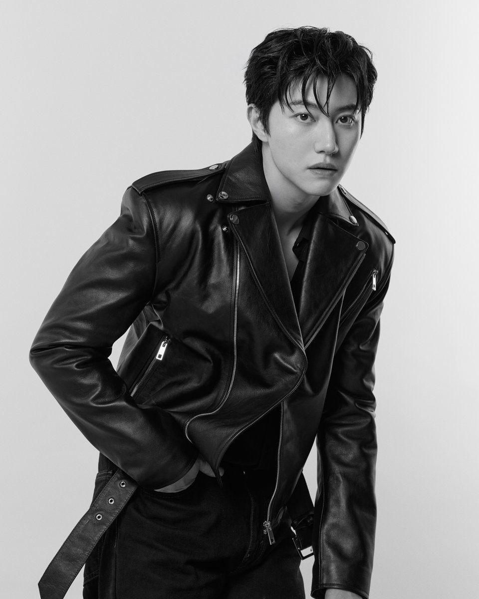 THEBLACKLABEL's tweet photo. KWAK DONG YEON | NEW PROFILE PHOTOS
⠀
#KWAKDONGYEON #곽동연
#THEBLACKLABEL #더블랙레이블 https://t.co/4BP4W0sCwH