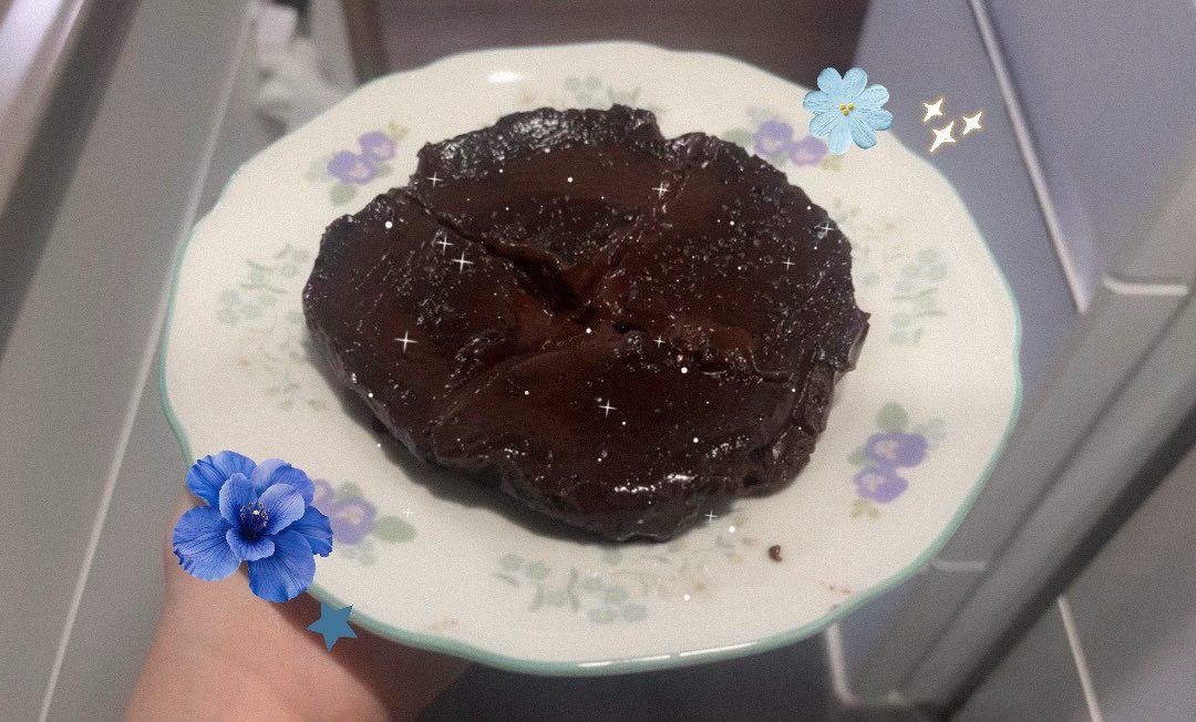 Cat_liii's tweet photo. 高タンパク チョコレートケーキ作った！
 #日常垢 https://t.co/wR92nsVfQA