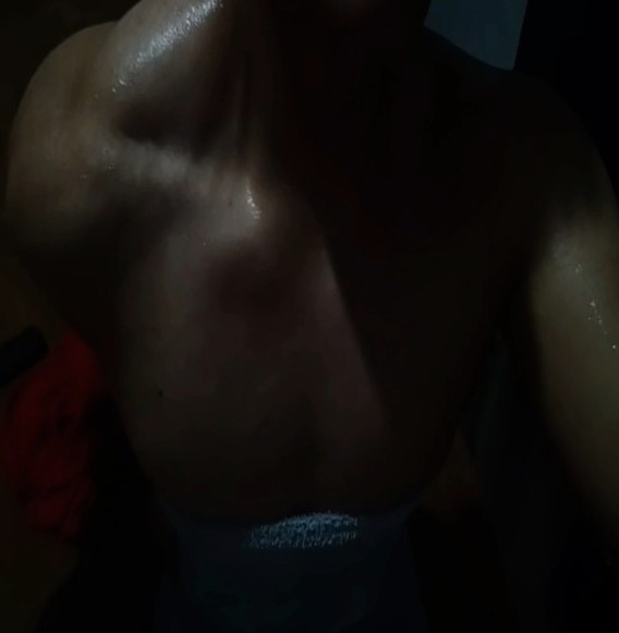 abelzzz31's tweet photo. Alguien para seguirnos en ig? Busco amistades :P https://t.co/I9z7hgoTsb