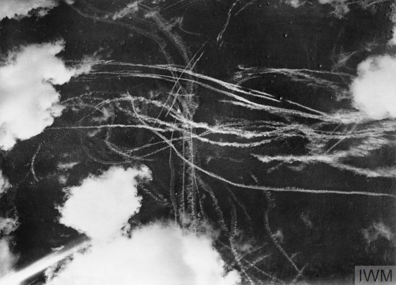 Stan84xha's tweet photo. @DELTA9_DELTA9 @Stanley79766699 @BihariSteve You asked for old contrail pictures, I gave them too you. Being the fucking idiot you are, you don't have any response or explanation, so you blocked me like a cowardly bitch instead.

How about you defend your claim and stop being a coward? https://t.co/k3L4wBxrs7