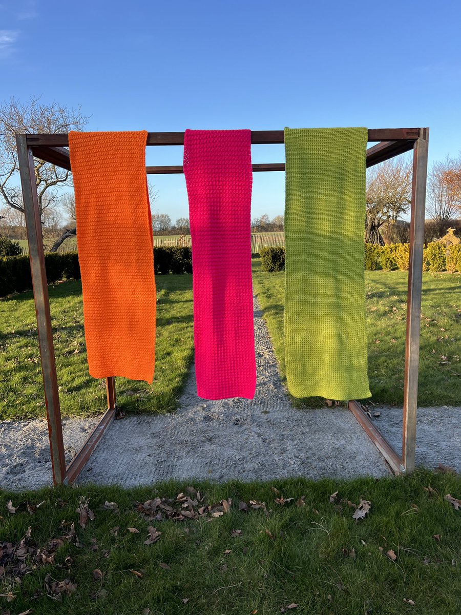 saabi_nothing's tweet photo. ‘Fast Cars’ is the first work from Urban — a textile series exploring speed, repetition and the psychological momentum of city life.

Open Edition Prints on Saatchi Art 1/1 NFT on OpenSea

https://t.co/hg9iO5fFwE

#Saabi #UrbanCollection #ContemporaryArt #TextileArt #FiberArt https://t.co/XXtYo3WFX9