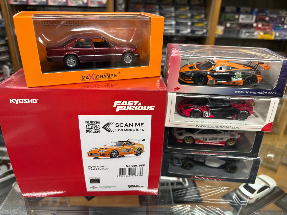 HIKO7's tweet photo. 【本日入荷の新製品】

・Kyosho
・MAXICHAMPS
・Spark

販売ページ
https://t.co/2V4XzfcxXy

ミニカー 新製品 https://t.co/EzdToKtwak