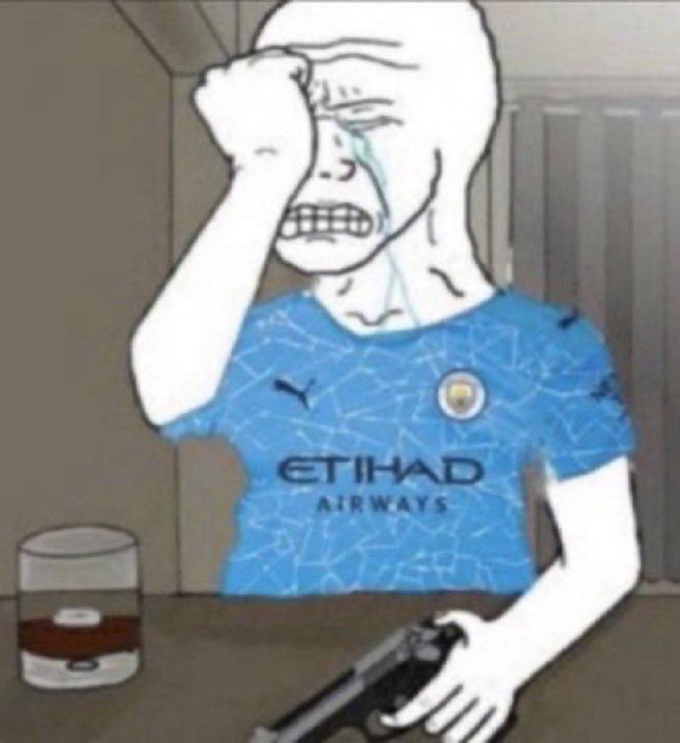 pfoloshi4's tweet photo. @FabrizioRomano Reports reaching us are that, Maresca is currently depressed after this massive diss by Chelsea, and the loss of income he's suffered after paying the club a huge amount of money from his personal pocket 😃 https://t.co/hCUozHi7lt