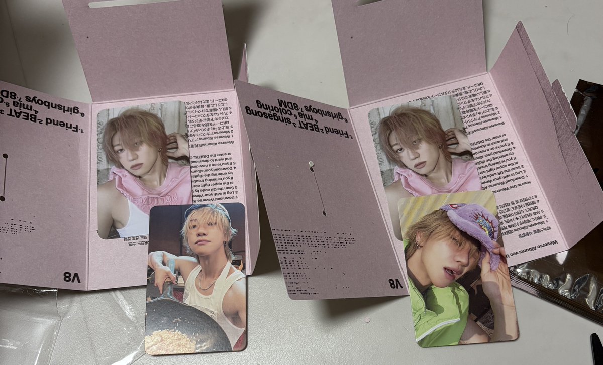 sound_for_HVC's tweet photo. 중복.......... 위버스 버전......... https://t.co/g1PCf0dHzH