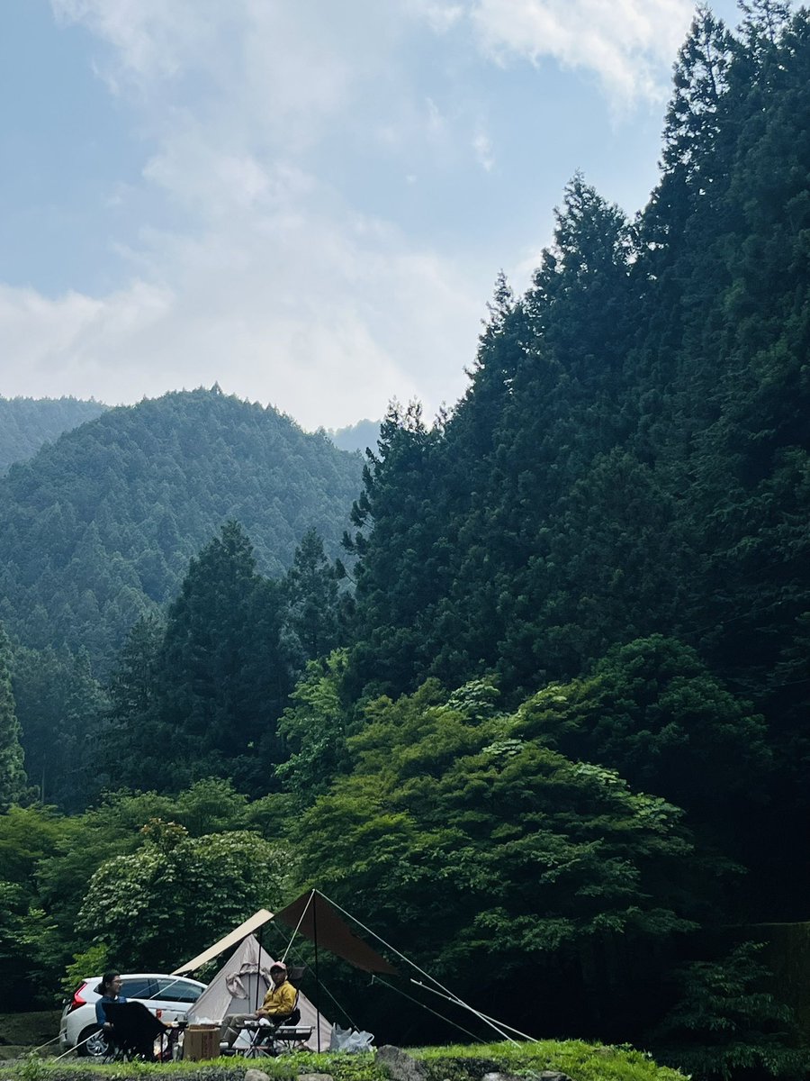 happy___loser's tweet photo. 夏の貸切川キャンプ🏕️水が死ぬほど冷てぇ！ https://t.co/Qymp1MVLet