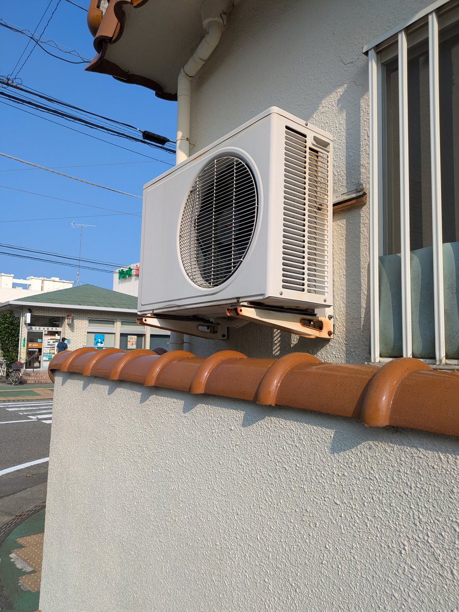 室外機
