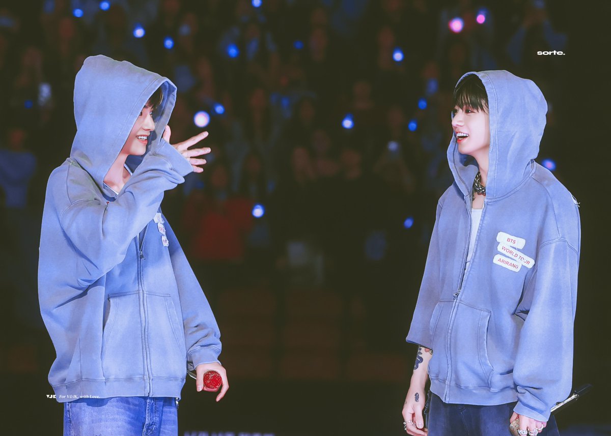 SORTE613's tweet photo. 귀여운 강아들💗💗
260517 STANFORD 태형 정국 HQ
#V #뷔 #TAEHYUNG #태형 #テテ
#JUNGKOOK #정국 #JK #グク https://t.co/LmHaor5KX9