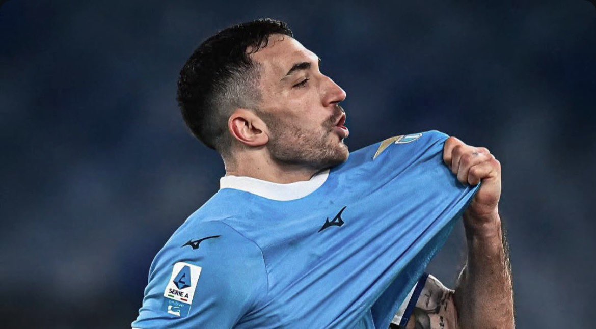 LAquilaeRoma's tweet photo. 👋🏻Tanti i giocatori in scadenza 2027, tra cui #Romagnoli e #Gila.
Uno è partito, l’altro potrebbe farlo a breve.
👀Ci sono poi #Cancellieri, #Pellegrini, #Gigot, #Lazzari, #Cataldi e #Patric.
Tra loro chi ha più probabilità di rinnovare sono gli ultimi due.
@ilmessaggeroit https://t.co/sSP6UxKymP