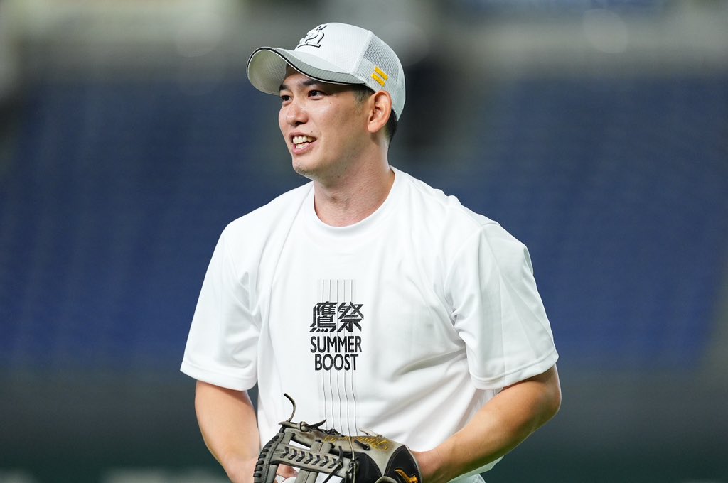 takafullc2's tweet photo. 【スタメン】
6月30日vs西武戦 @ 東京ドーム

1一 正木智也
2中 周東佑京
3左 近藤健介
4三 栗原陵矢
5二 牧原大成
6右 柳町達
7指 柳田悠岐
8捕 海野隆司
9遊 庄子雄大 
投 上沢直之

#sbhawks #鷹フル https://t.co/PWJq6aObkI
