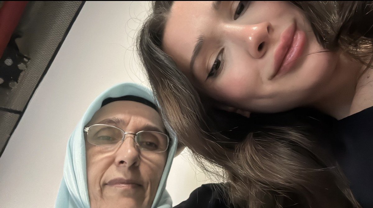 nurzal0's tweet photo. ♥️ https://t.co/ZiR2bLo740