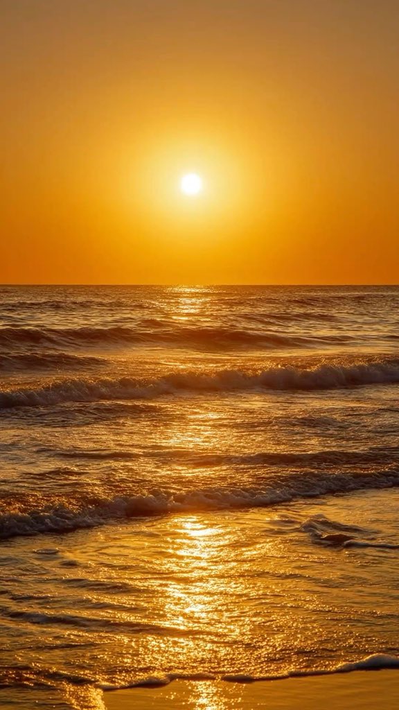 _Naturaee's tweet photo. I love sunsets and sea https://t.co/iwG3OzQShM