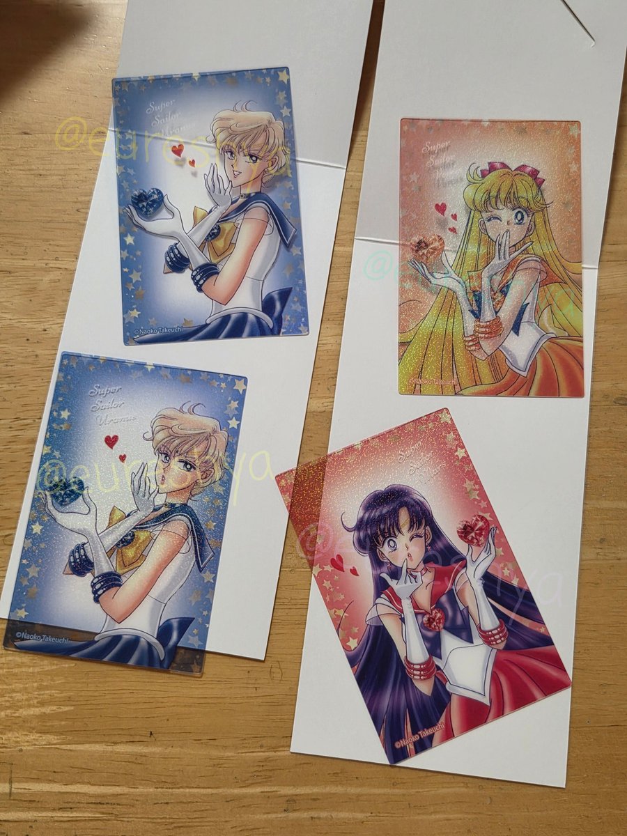 eureshya55's tweet photo. セラムンのカード発売日だったからファミマまで走ってきた！
初期5人のパックと外部+ちびうさのパックで分かれてる商品展開ありがたい天才🙏
それぞれ1パックずつ買ってみたけど…ランダム2種入りなのにウラヌスセットで来てくれるの奇跡すぎて崇めるしかない…美しい😇
美奈子＆レイもかわいいぃぃ💓 https://t.co/4iwWs0Vgh6