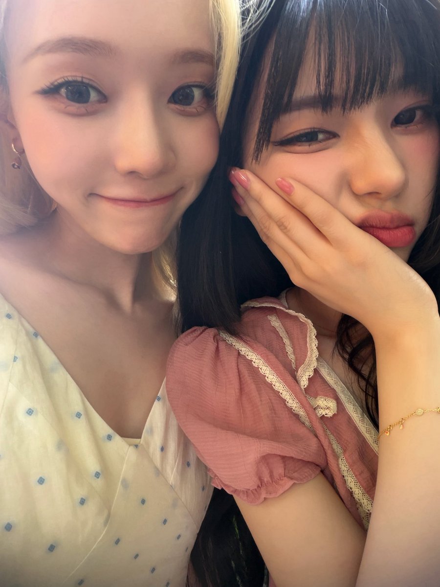 Karina♡ tweet media