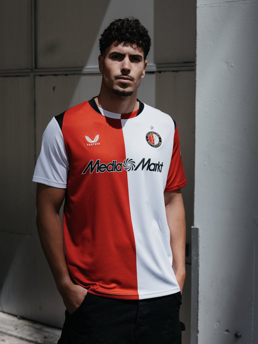 Feyenoord's tweet photo. 🆕🔴🟡🔴 x 🔴⚪️⚫️🆕

Tomorrow 9:30 AM. Online and in store. https://t.co/9PTwIyD4Hv