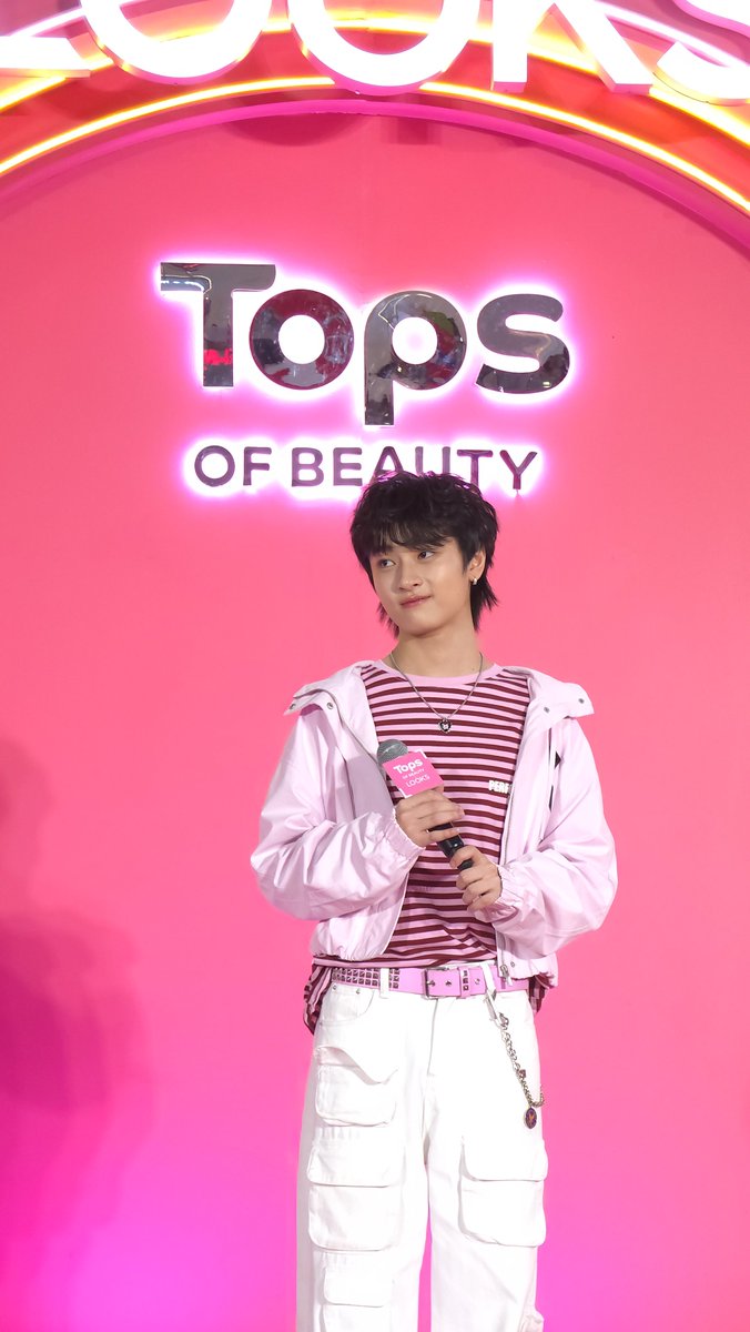 topsthailand's tweet photo. น้องเวฟตุวจิ๋ว 🤏💕

WAVE WITH VASELINE WITH TOPS

#TOPSTHAILAND #สวยคุ้มแบบตัวท็อปส์ #TOPSOfBeautyByLOOKS2026 #TOPSOfBeautyByLOOKS #VaselineThailand #VaselinexWave #waavetnp https://t.co/p76tzBN8RG