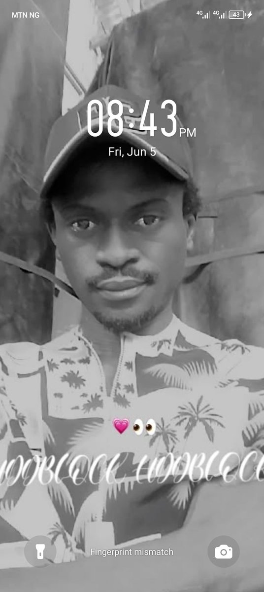 hhddblock's tweet photo. I need a poor girlfriend https://t.co/D6NnEnVIud