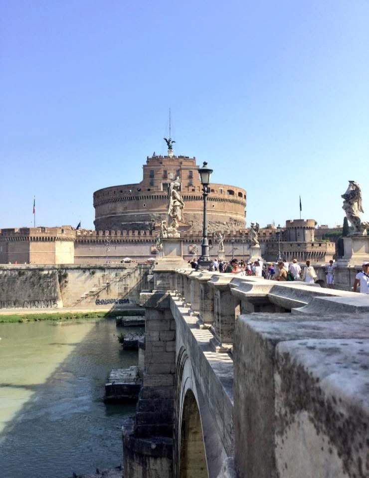 f_girasole's tweet photo. Che la settimana cominci
#Roma
#Workingday
#Ordinarylife https://t.co/kazl9HvxuM