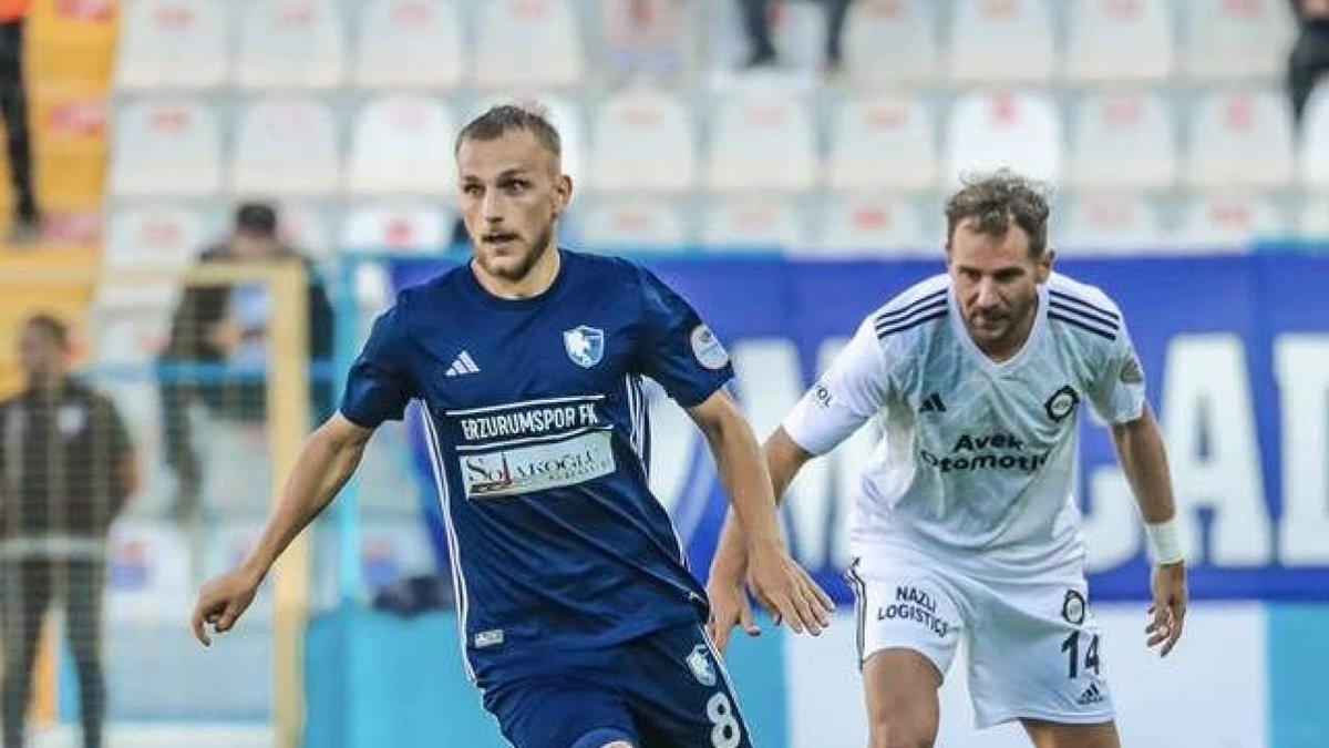 tklama25's tweet photo. 🚨 SON DAKİKA

📌 Sefa Akgün’ün lisansı Türkiye Futbol Federasyonu’na bildirildi.

✍️ Resmi duyurunun kısa süre içerisinde gelmesi bekleniyor. (Sefa Saydemir) 

#erzurumspor https://t.co/UtSg0rDC7u