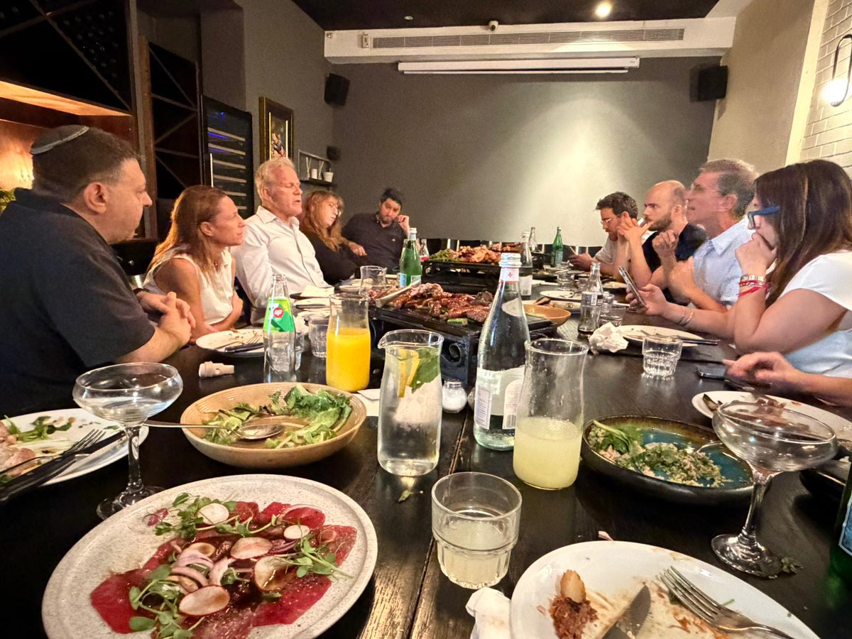 MediaCentralJer's tweet photo. MediaCentral recently hosted former Israeli Ambassador to the United States @DrMichaelOren , who briefed a small group of international journalists at an exclusive lunch in Tel Aviv. https://t.co/KdYldz83U2