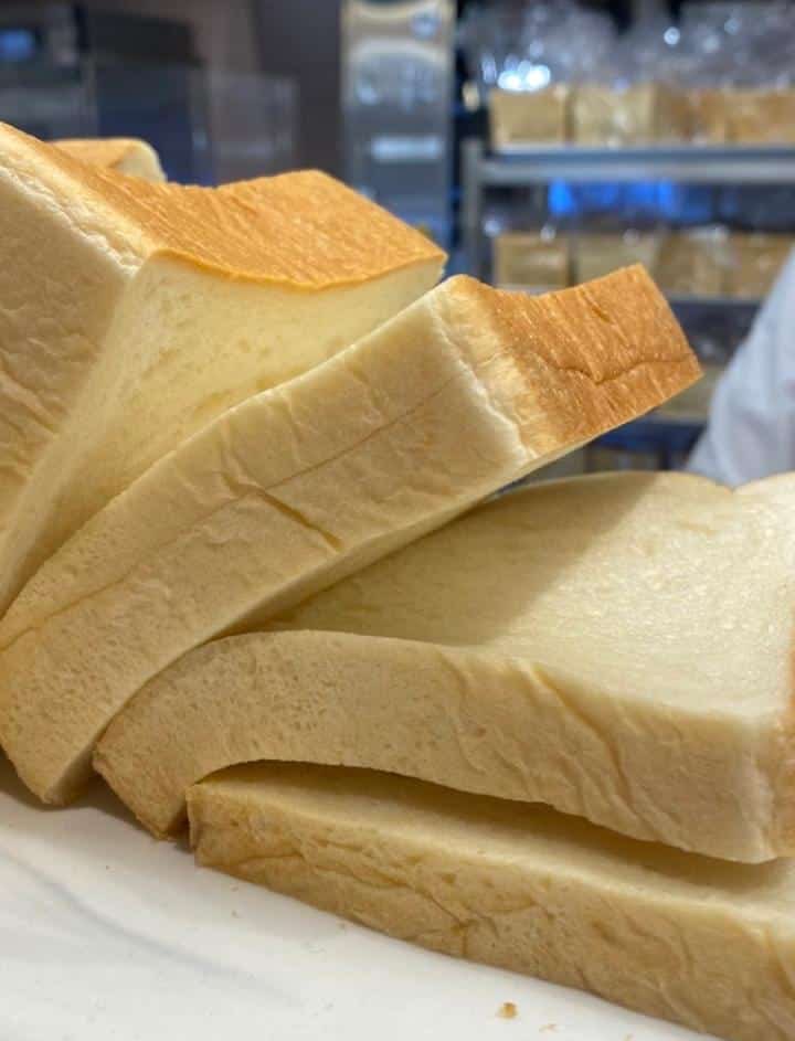 MattheExplorer's tweet photo. Some thing about superloaf bread 🍞....have tasted all different types of bread, but none comes close ....
Prove me wrong
@SupaloafUGoffcl @SupaLoafOffcl https://t.co/ZK8pZNWmAA
