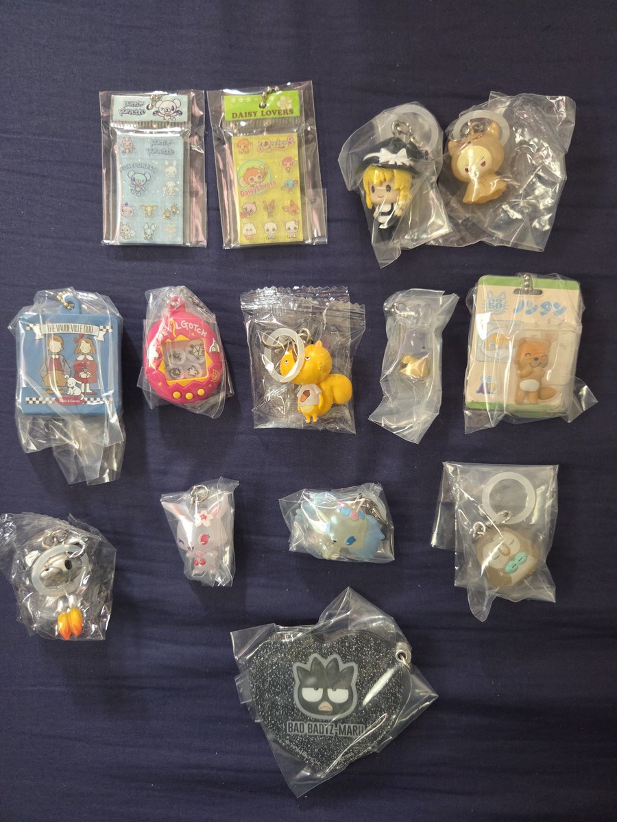 yu_moon_D's tweet photo. 【譲渡、交換】めじるし めじるしアクセサリー ガチャ サンリオ キティ あしながキティ mikko ディズニープリンセス

譲▶︎写真1〜3
(⚠️1枚目は厳しめ)
求▶︎写真4＞定価＋送料
(⚠️譲渡の場合、2個以上・3枚目含む場合優先)

郵送希望(PayPay、振込でお願いします)お気軽にお声がけください！ https://t.co/PawBVgBMwl