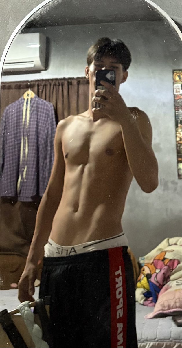 dududiha2's tweet photo. กางเกงบอล #นครปฐม https://t.co/PMXxrMQhFc