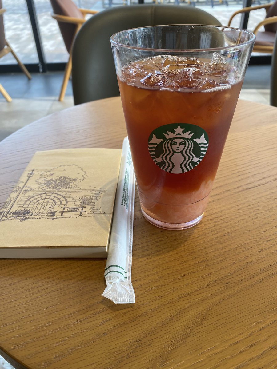 maitake_spoon's tweet photo. お疲れ様。
今日はスタバでゆっくり過ごし中
期間限定のピーチティーめっちゃ美味しいからおすすめ！
飲んだ人いたら教えて¨̮* https://t.co/IilTLE2irI