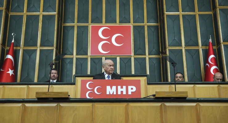 Bahçeli'den Askeri Hastanelerin Yeniden Açılması Çağrısı: Milli Beka Meselesi Vurgusu