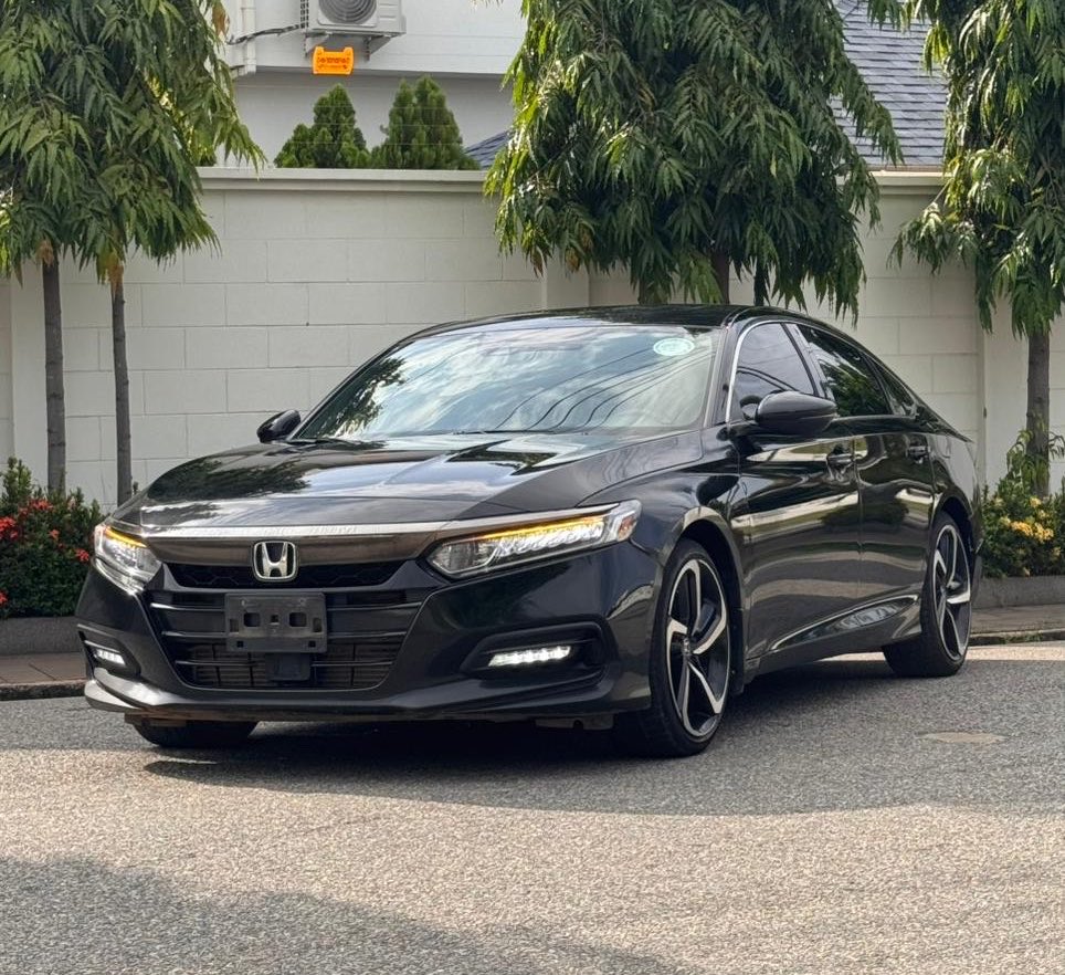 FrankDoe101's tweet photo. Guys ! QUICK SALE 🚀

2019 Honda Accord Sport 
1.5T engine 
48k miles 
PRICE — 210k p3 😁

Hit the dm
WhatsApp no in bio 

#YourCarGuy 🚘🕺🏽 https://t.co/eRYB2uqOj2