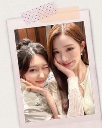 pistach108's tweet photo. about #JANGWONYOUNG

“the more you spend time with her, the more you realize it.
wonyoung is such a lovely and adorable person.
when she smiles brightly, it makes everyone around her smile too. she has that kind of warmth.
at first, you might think she’s hard to approach, but she’s actually someone who’s playful and easy to joke around with.
i’ve learned so many things from wonyoung.
seeing how she always stays positive and works so hard, even though she’s younger than me, made me want to work even harder too.
i hope she keeps getting surrounded by love, just because she’s such a lovable person.
don’t you all think so?”

from. #GAEUL