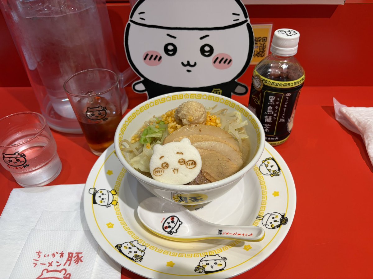 toranekococoa's tweet photo. 10月で終了と聞きまして(￣▽￣;)
美味しかったよ🤤小さいサイズありがたかったです
 #ちいかわラーメン豚 https://t.co/Jh2r3xZwb6