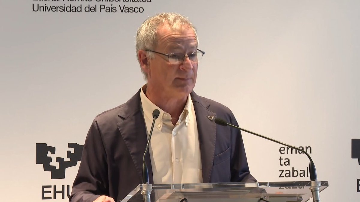 koldo_tellitu's tweet photo. Me han hecho llegar TODA la intervención del rector y si bien al principio no esta muy preciso y parece decir que los correctores conocen el nombre del centro educativo; luego LO ACLARA, no los conocen. El corte que ha emitido la ETB es aquel en que esta menos preciso (1/2)🧵 https://t.co/oVFYssaMii