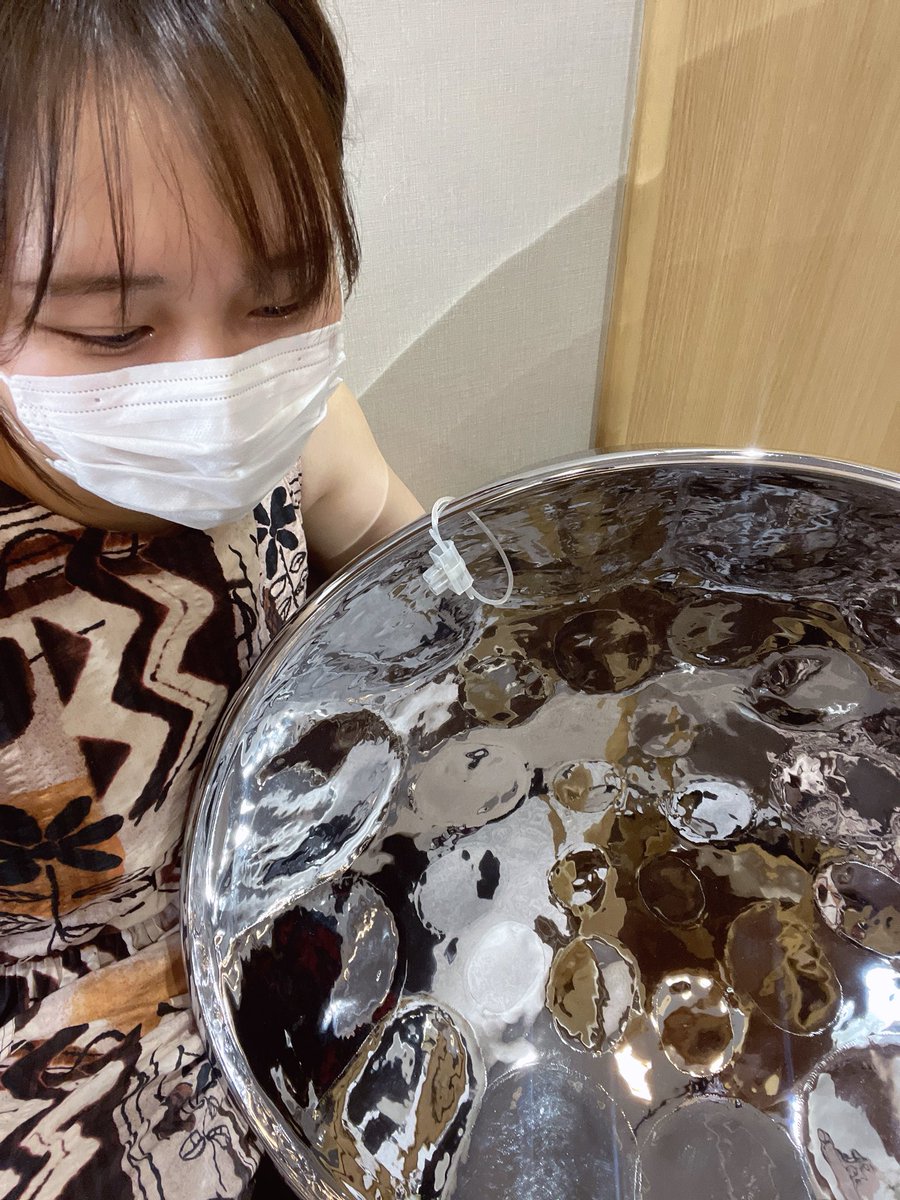plum___6's tweet photo. 6月後半は老人ホーム演奏5施設！
めちゃ大きい声で歌ってくれるおじいちゃんいるなーって思ったら103歳でびっくりしたあ😳元気だったな〜
はらさんとデュオ回も楽しかったあ🤝🏻 https://t.co/6Hgn0IsufP