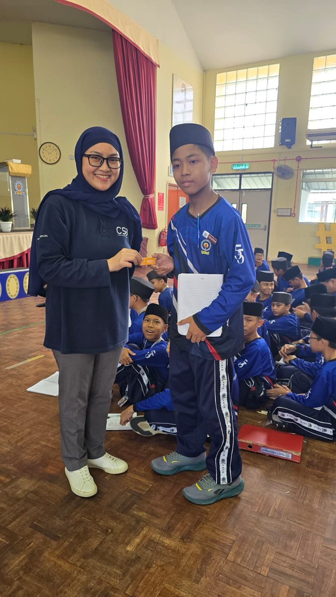 BruneiCERT's tweet photo. Students also participated in interactive quizzes that reinforced key cybersecurity messages in a fun and engaging way.  Thank you to SM Perdana Wazir for the invitation and warm hospitality. https://t.co/tHaib0CtIu