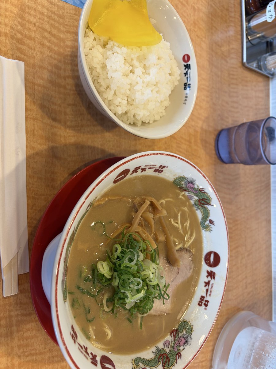 beams45u's tweet photo. 水が世界一うまくなるラーメン https://t.co/aZsbgReYNH