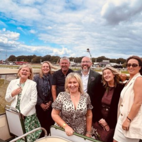CareTalkMag's tweet photo. Trinity Homecare brings partners together for special day at the races🏇😊 - https://t.co/1vbSlB3ar0

@TrinityCareUK 

#partnership #races #homecare https://t.co/PQK3Py1Gmr