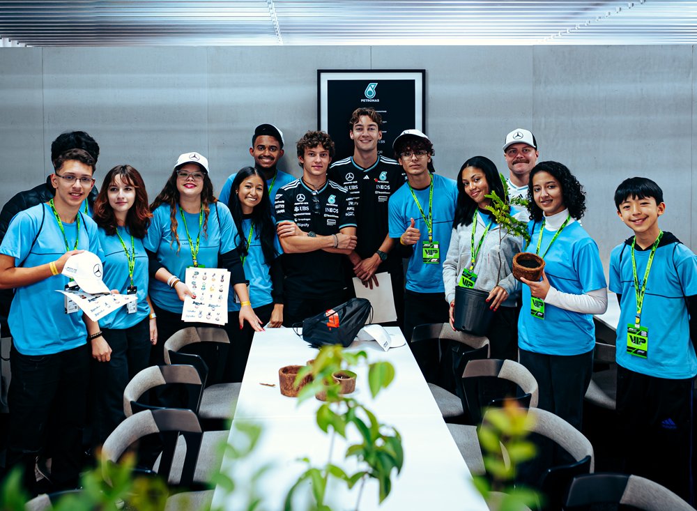 biofuelsmag's tweet photo. @amgmotorsport #Petronas #Formula 1 team announced 99% coverage of #HVO100 biofuel across its European race and marketing truck logistics in 2025.
https://t.co/F98GarnpMf
#biofuels #biodiesel #motorsport #racing #clean #technology #fuel #clean https://t.co/RiZyhRR2eE