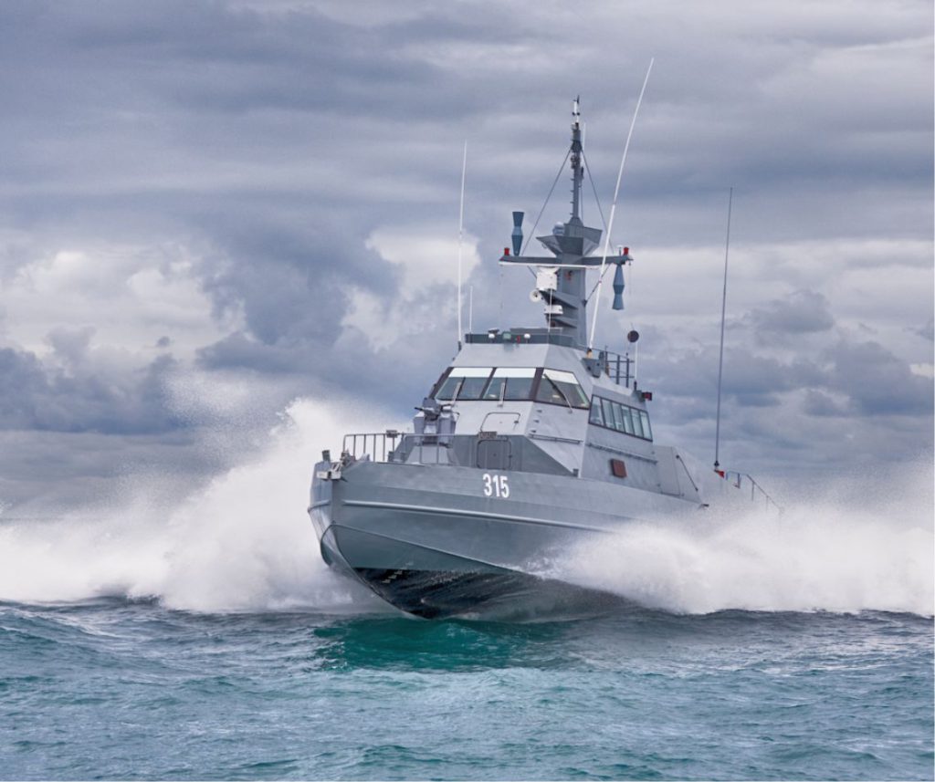 AlexXplore's tweet photo. ๐ซ๐ท CMN ร Cherbourg connaรฎt des carnets de commandes dรฉbordants grรขce ร une forte demande en bรขtiments militaires et civils.
๐ค Lโentreprise investit dans des robots de soudage et lโIA, rรฉduisant le temps de construction dโun patrouilleur de 6 ร 3 ans.
๐ฐ Une commande de 900 millions dโeuros pour 7 patrouilleurs hauturiers de la Marine nationale est partagรฉe avec Piriou et Socarenam dans un groupement inรฉdit.
๐ CMN dรฉveloppe รฉgalement des hydroliennes dans le raz Blanchard, avec un potentiel de production pour 8 millions de Franรงais.
https://t.co/FF5c5AS9Qu