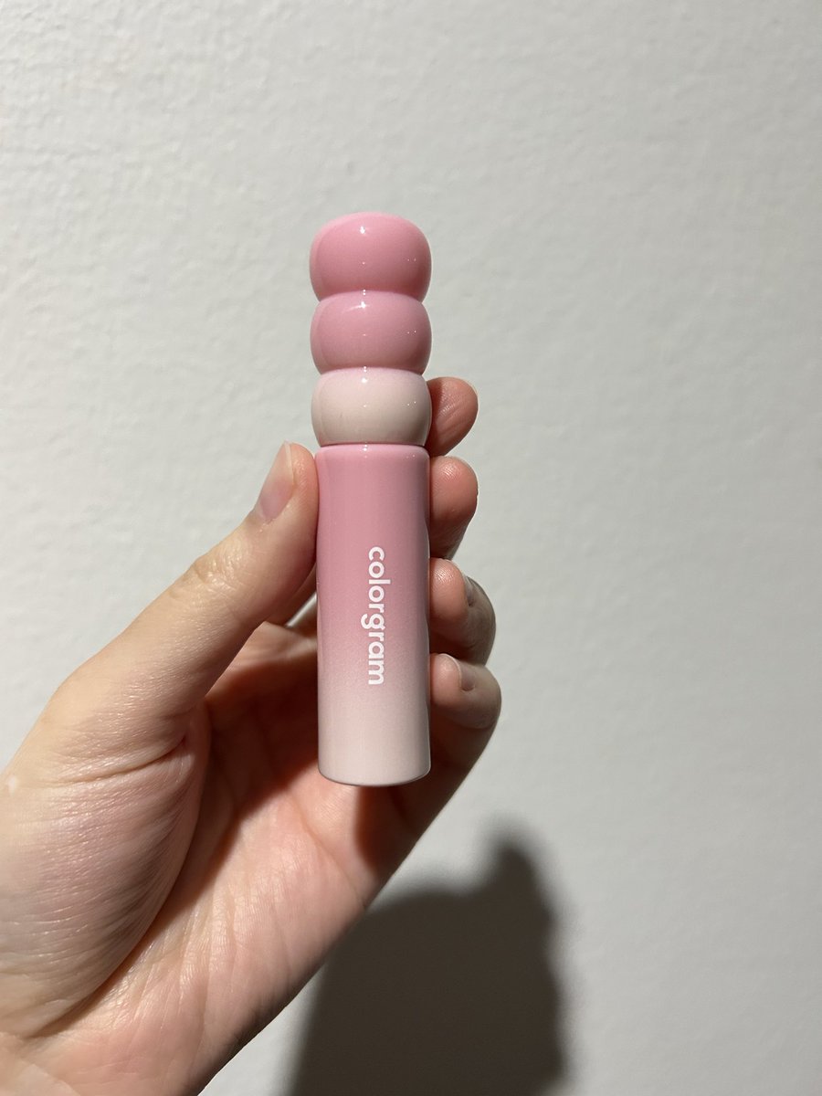 sellingtimeka's tweet photo. ส่งต่อ
- colorgram fruity glass tint milk สี 04 120฿ ปาดลอง 2 ครั้ง
- rom&amp;nd no.38 breeze fig 95% 120฿
- fwee gloss bare vanilla 70% 200฿ ปาดลอง 1 ครั้ง
- kiko milano lip สี 131 500฿ ปาดลอง 1 ครั้ง
(กล่องครบทุกอันค่ะ) https://t.co/CLeNHr2bUf