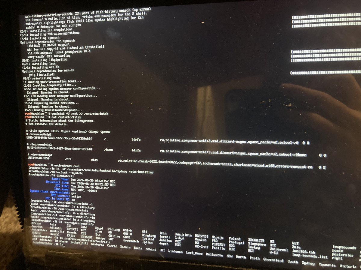 a1rpodcase's tweet photo. im hackerman https://t.co/wvFRYhDk7Y