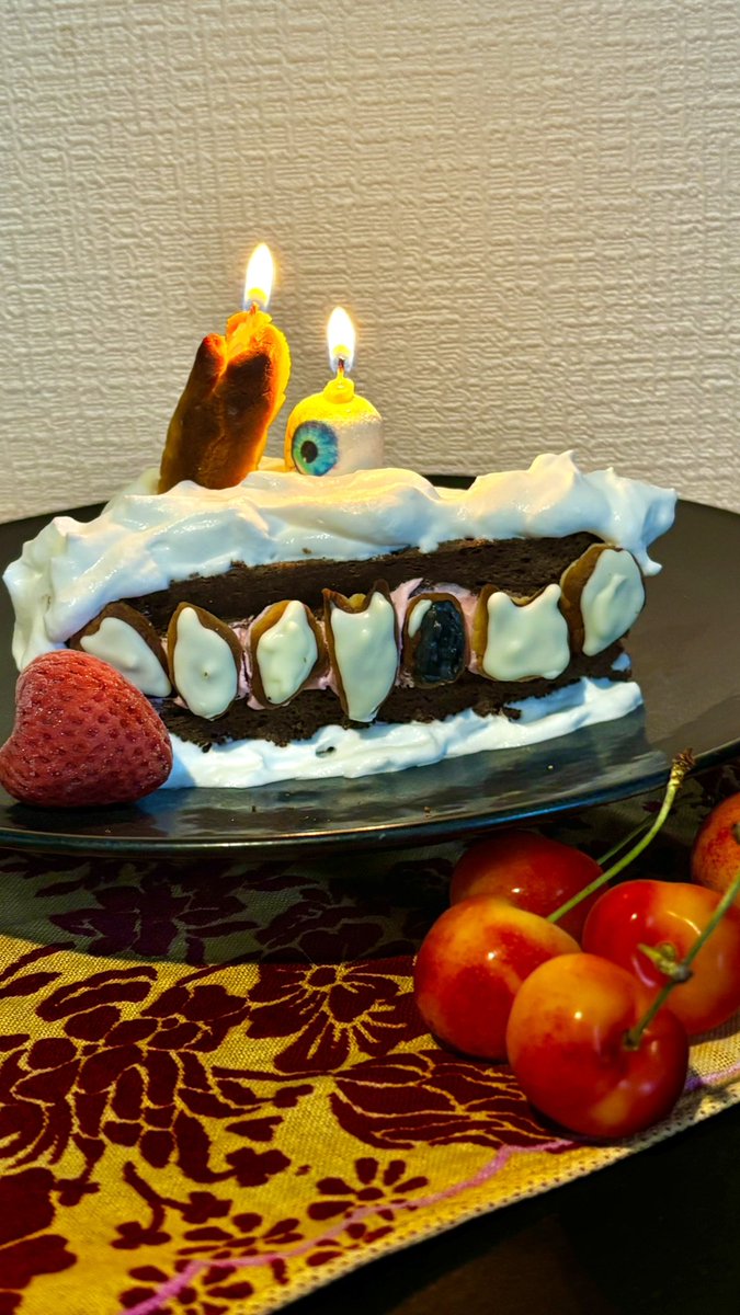SaZonyx's tweet photo. 歯の本数少ないけど！
10周年トルテ🍰
#deadbydaylightsurvivor #DeadbyDaylightPartner #deadbydaylight #デッドバイデイライト #DbD好きと繋がりたい https://t.co/FZEY9bt2Jb