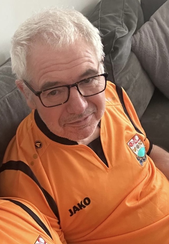 BarnetFC's tweet photo. Barnet Football Club were deeply saddened to hear of the passing of life-long Bees’ fan John Clayton earlier this month, at the age of 66.

Our thoughts and best wishes are with John’s family and friends at this very difficult time.

https://t.co/S9HjqrbBst

#BarnetFC🐝 https://t.co/AQ4iyqenwa