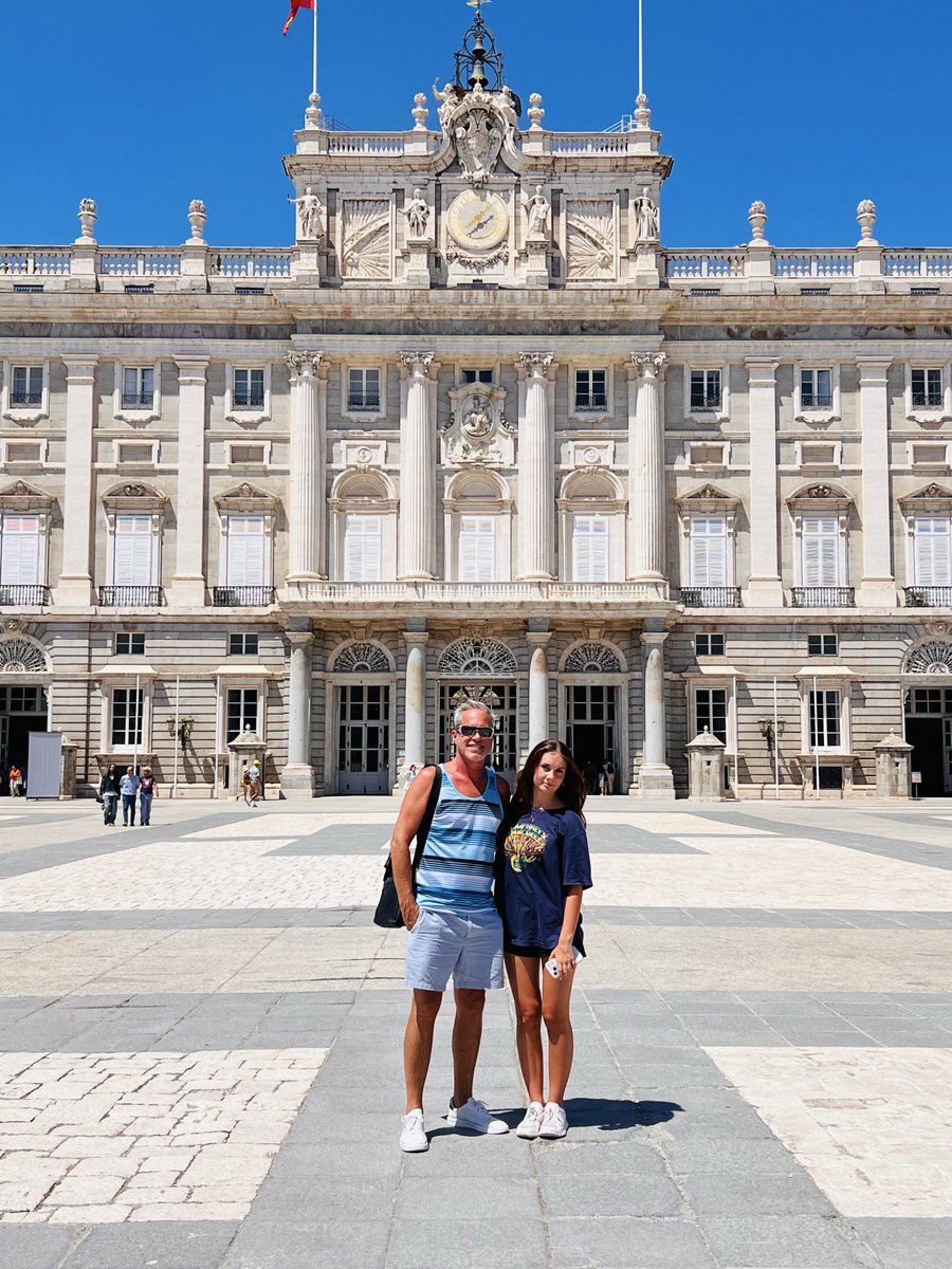 TheKelWilliams's tweet photo. Day 12 Madrid…..#RoyalPalace #LOVEXIT #InternationalRealtor #TheNashvilleRealtor https://t.co/zPGVMgq4hH