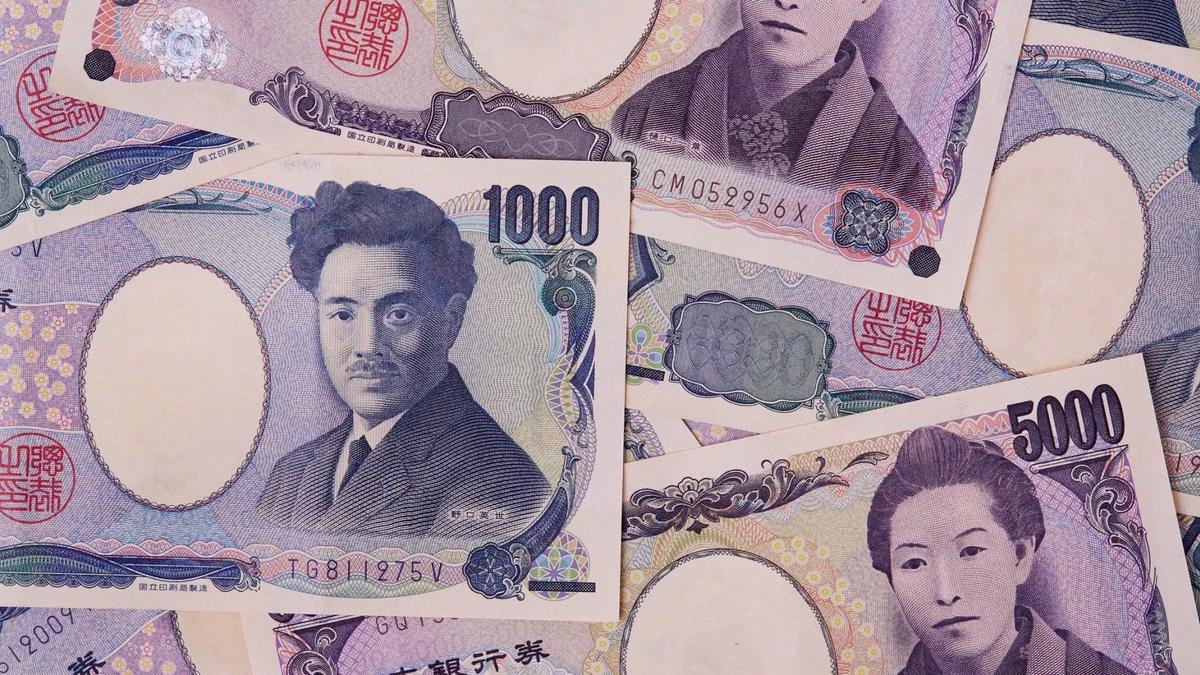 Ichi315Mago's tweet photo. 円安がすごいことになってるね💦 なんと1986年以来の最安値までドルに対して下落したらしい…😱 https://t.co/9anBkD6YMg