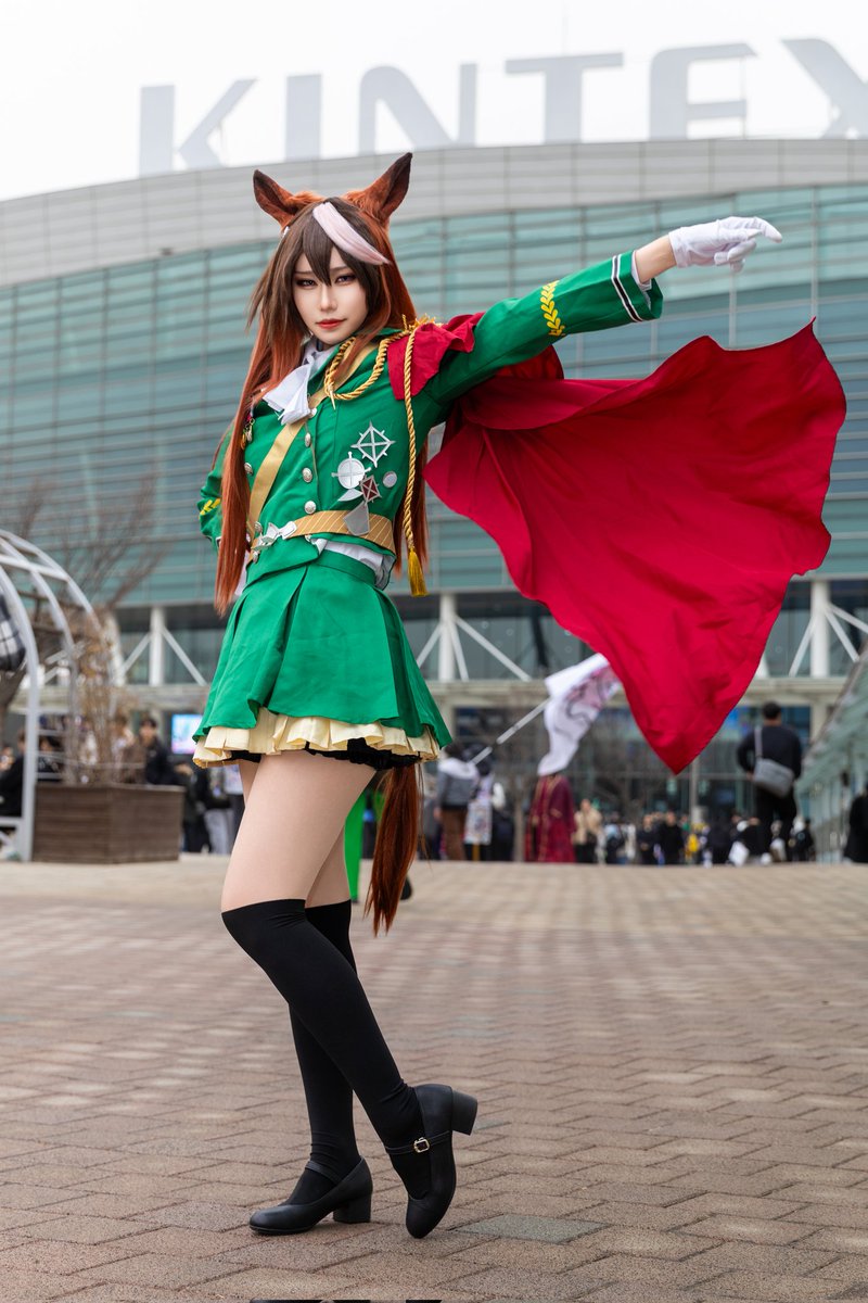 Rijeni_A's tweet photo. 우마무스메 프리티 더비
Umamusume PRETTY DERBY
ウマ娘 プリティーダービー

심볼리 루돌프
Symboli Rudolf
シンボリルドルフ

cos. 리제니아
pb. 무상님 @Allias_25

#cosplay #cos #ウマ娘 #コスプレ #シンボリルドルフ https://t.co/C8CrEevdZ3