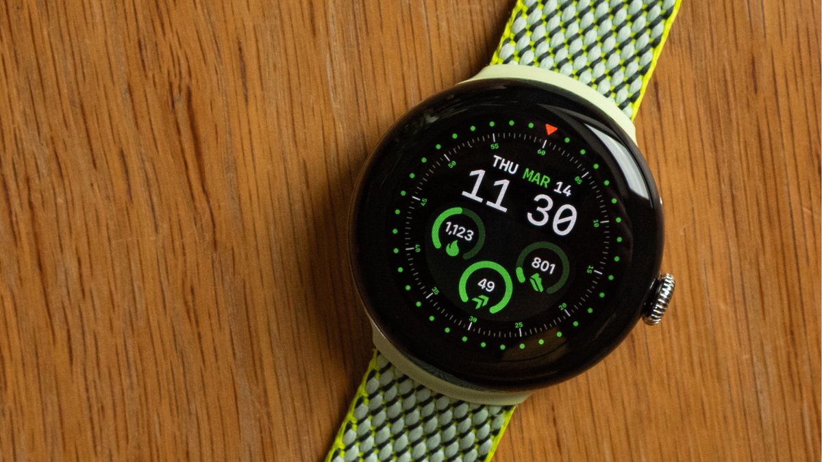 notawatchmaker's tweet photo. I always come back to this watch face. Informative and beautiful, it just looks great on the watch.
https://t.co/7ukDzSG328 https://t.co/owdL9vqVr6