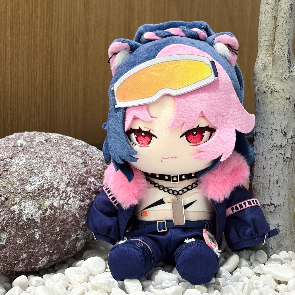 craftifyxco's tweet photo. I came to defend the hope in your spirit... wait, why am I so soft and squishy now?! 🖤🫣 Squeeze me if you dare!

@ShuraHiwa 

#CraftifyX #CraftifyXPlushie https://t.co/RYjSCeRGIs